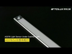 Unter dem Schrankenleuchte-Panel